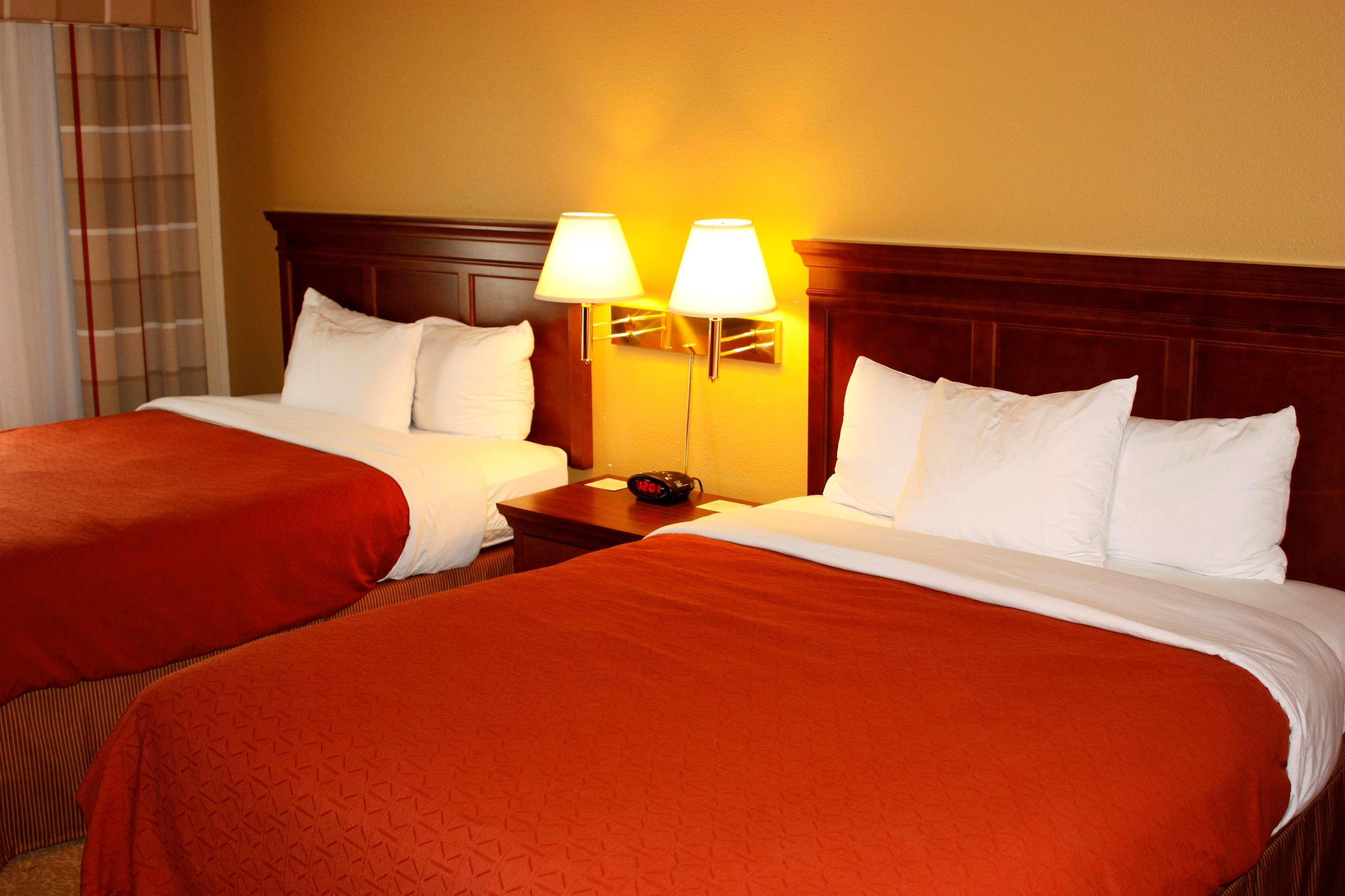Country Inn & Suites By Radisson, Saskatoon, Sk Esterno foto