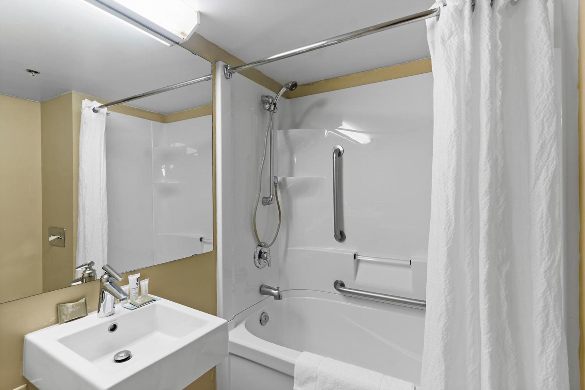 Country Inn & Suites By Radisson, Saskatoon, Sk Esterno foto