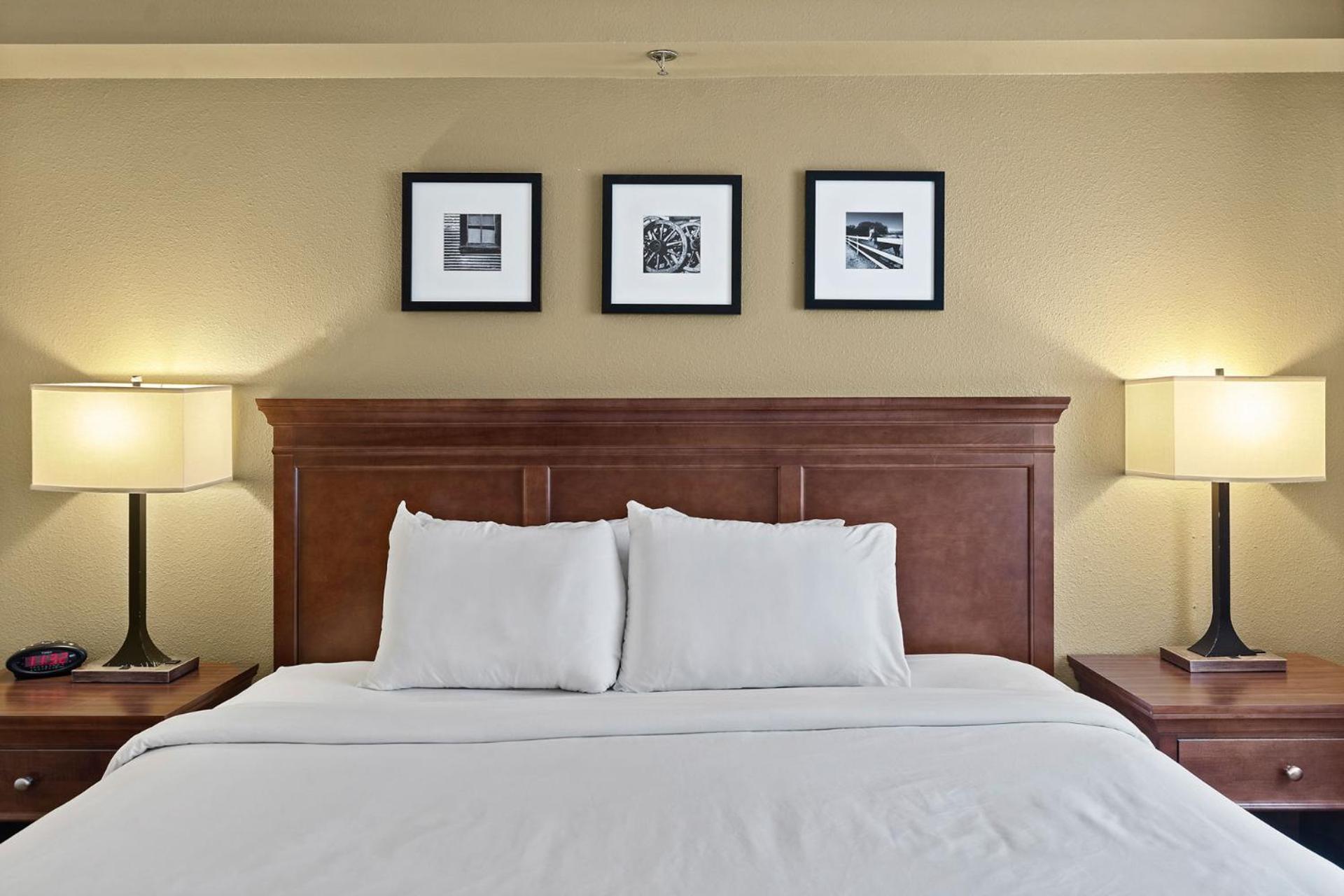Country Inn & Suites By Radisson, Saskatoon, Sk Esterno foto