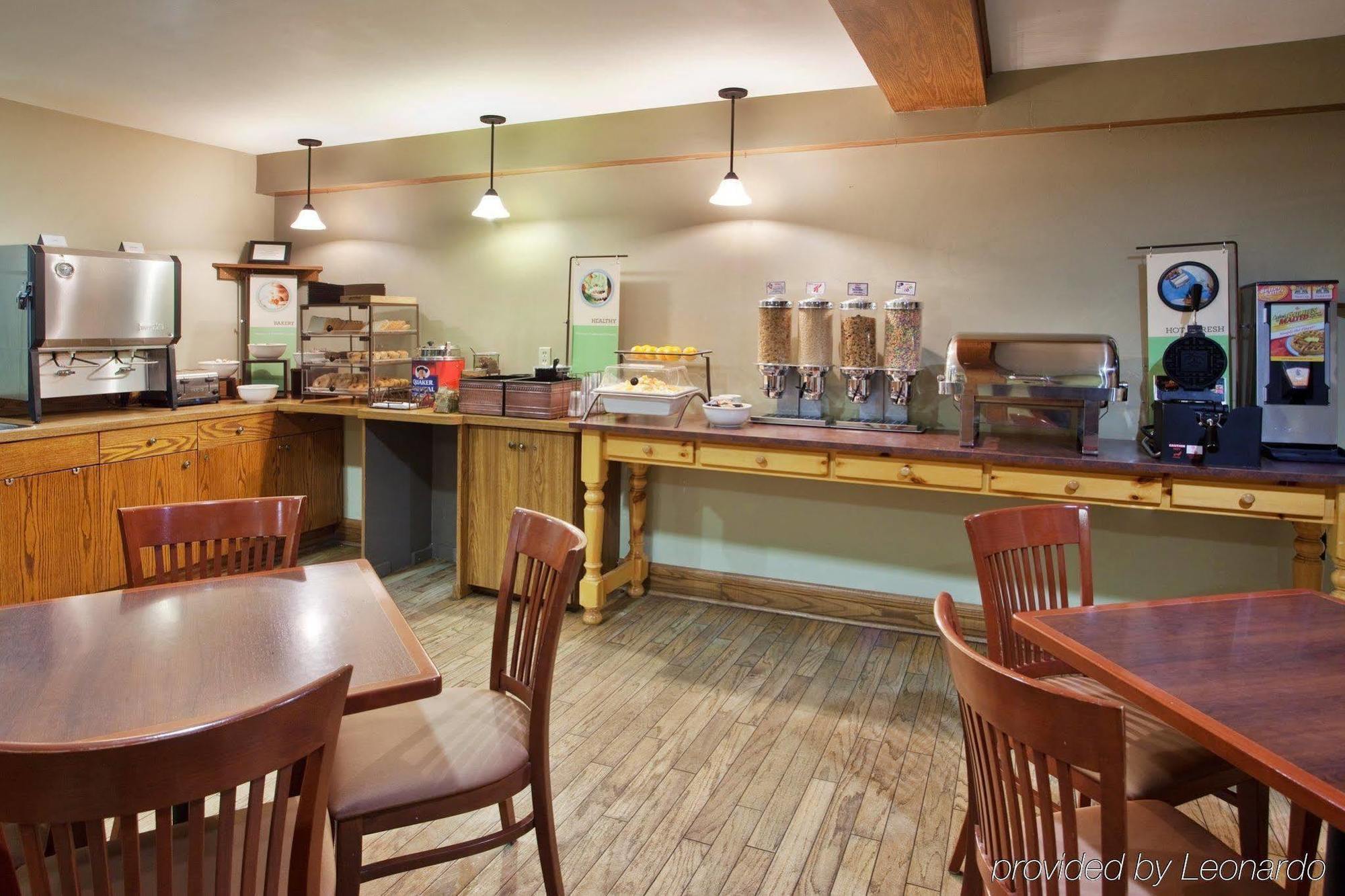Country Inn & Suites By Radisson, Saskatoon, Sk Esterno foto
